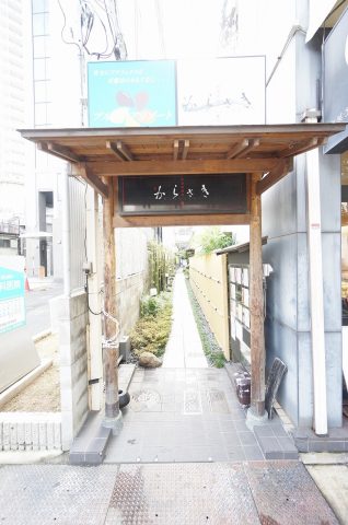 高槻阪急百貨店が目の前！居抜きテナント！