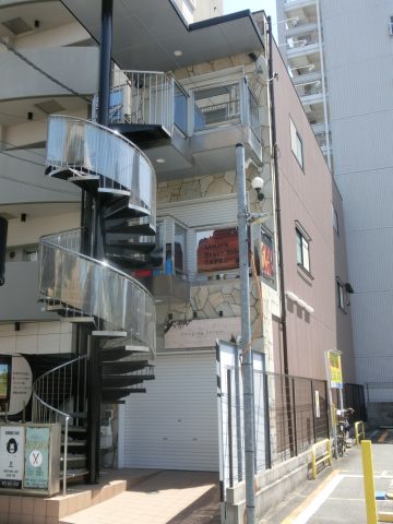 阪急高槻市駅徒歩２分！用途地域：商業地域に立地！